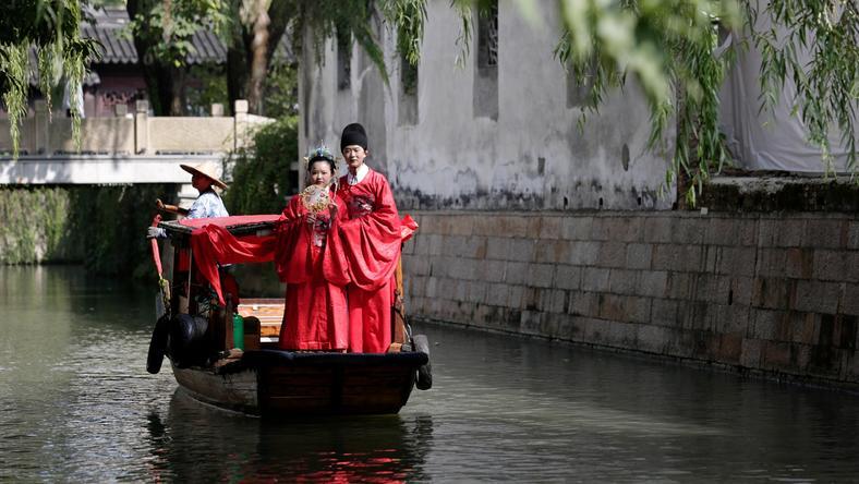 苏南的年轻夫妻,过起了与传统不一样的婚姻生活